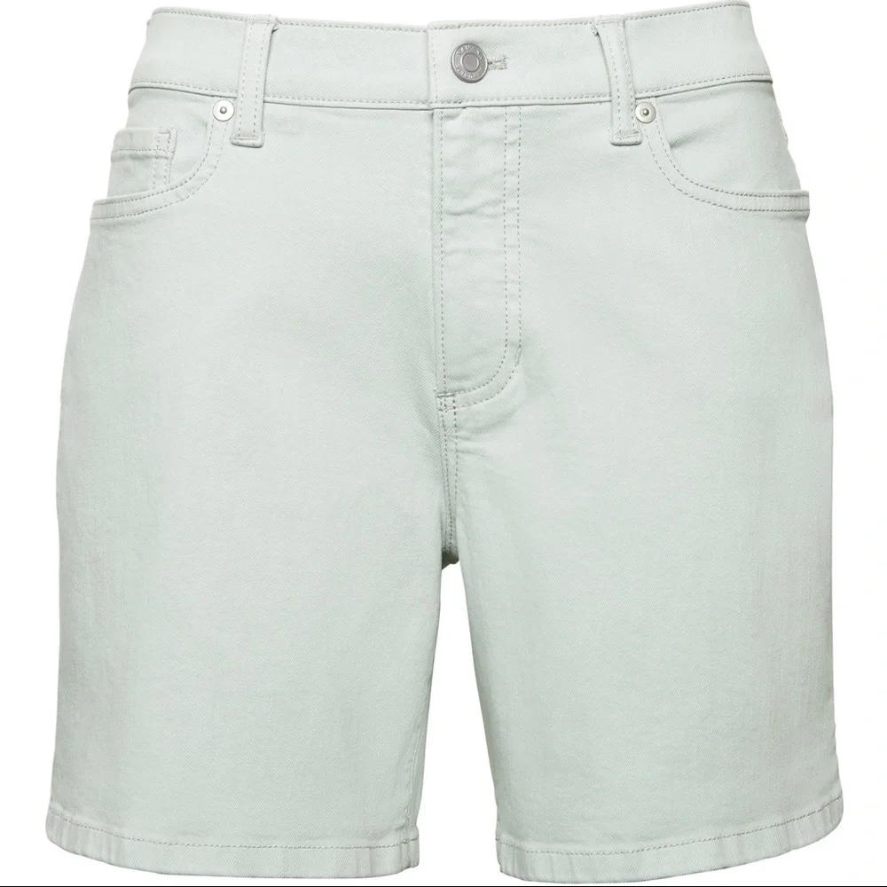 Light wash denim shorts